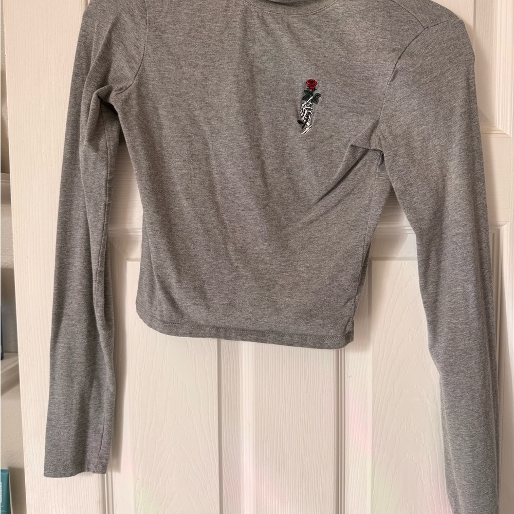 Empyre Gray Long Sleeve Cropped Top with Rose Patch
